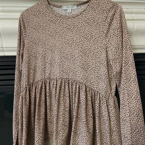 cheetah print flowy pleated long sleeve, size S